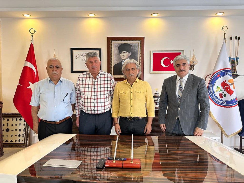 Erzurum Dadaşlar Derneğ' ndeni Kaymakamımız Fatih GENEL' e Ziyaret